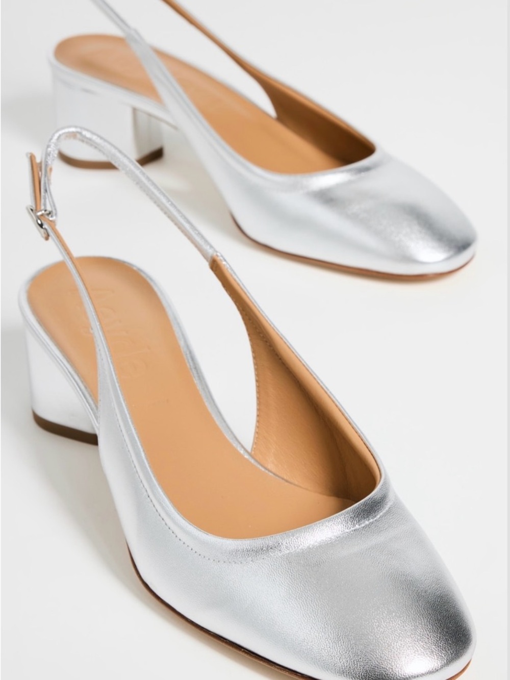Aeyde Romy Laminated Metallic Silver Pumps - Picture 13 of 15